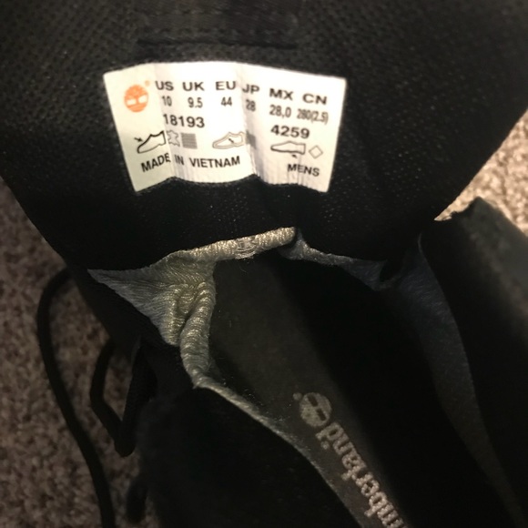 Men’s Black Timberland boots - Picture 5 of 6